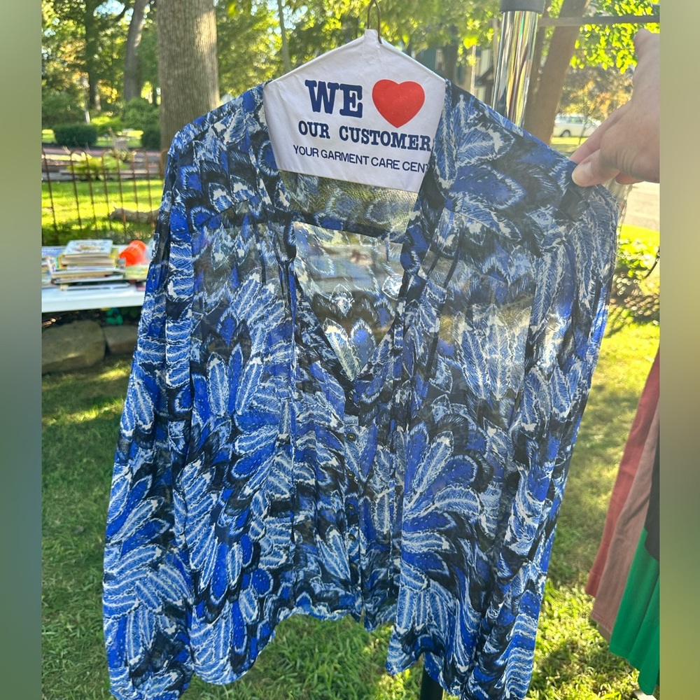 Patterson J Kincaid flowy blouse L